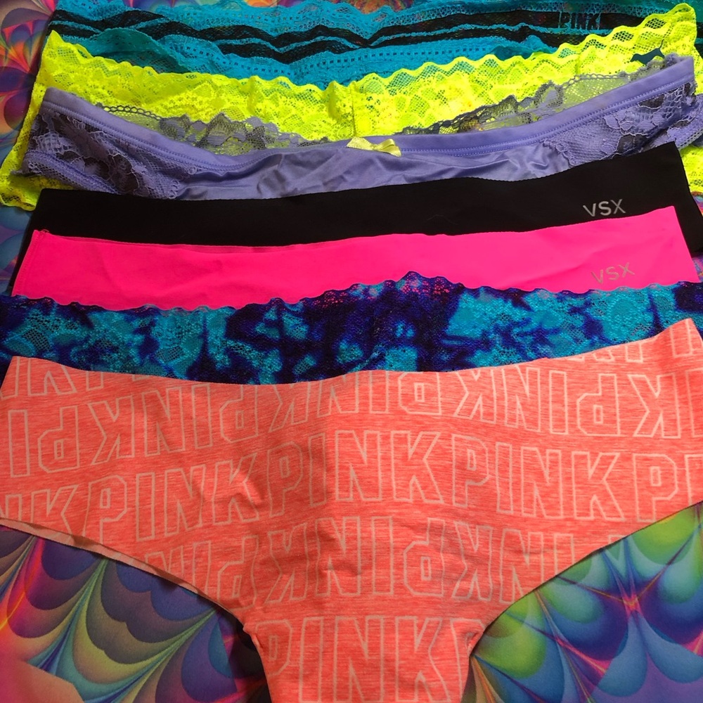V.S./PINK Thongs